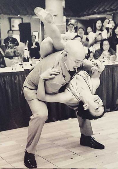 Kenny-Winnie-Swing-dance-Knotty-Girl