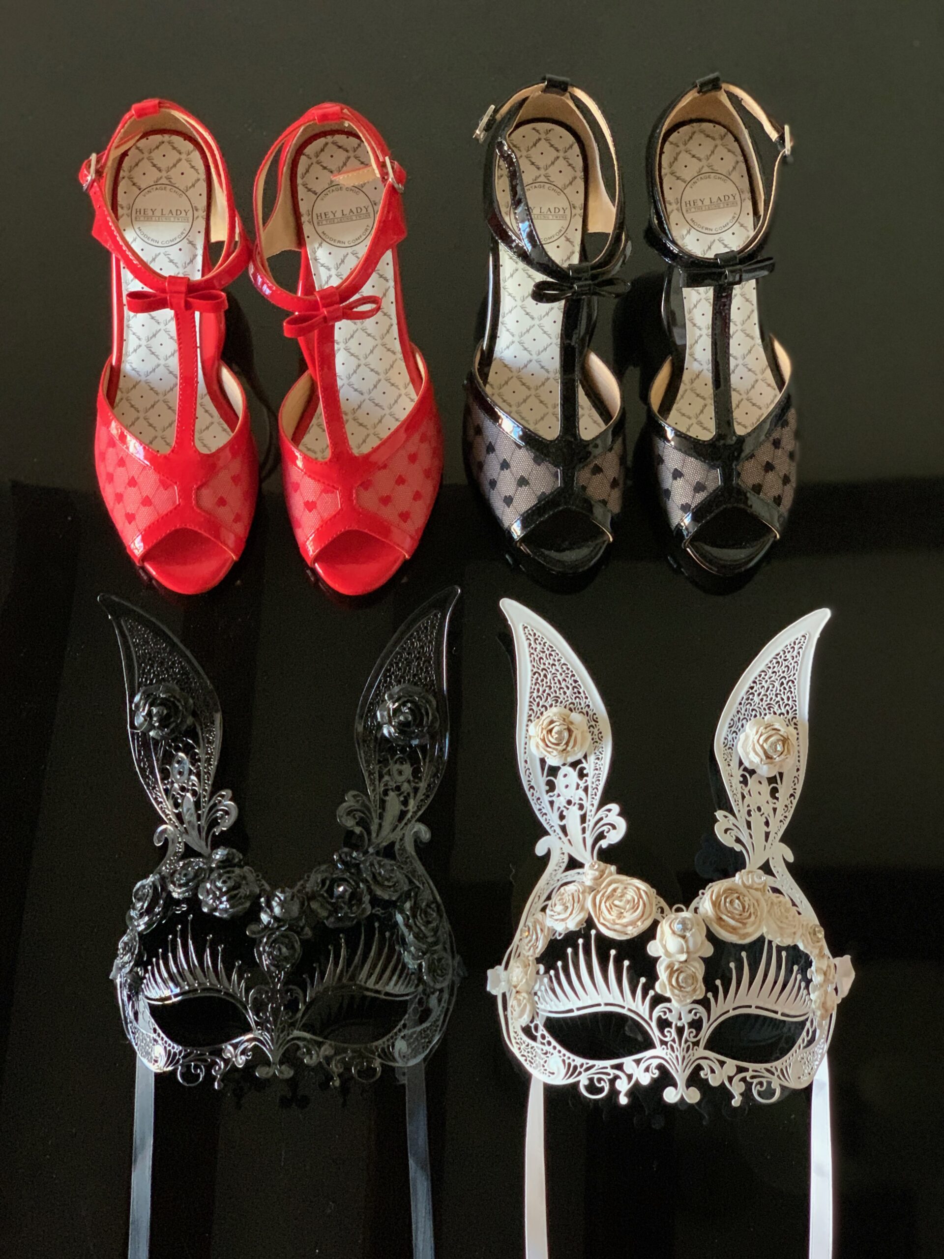 Venice Carnival Zou Zou Bisou